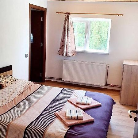 Apartmán Vila Karina Carta  Exteriér fotografie