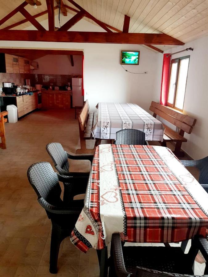 Apartmán Vila Karina Carta  Exteriér fotografie