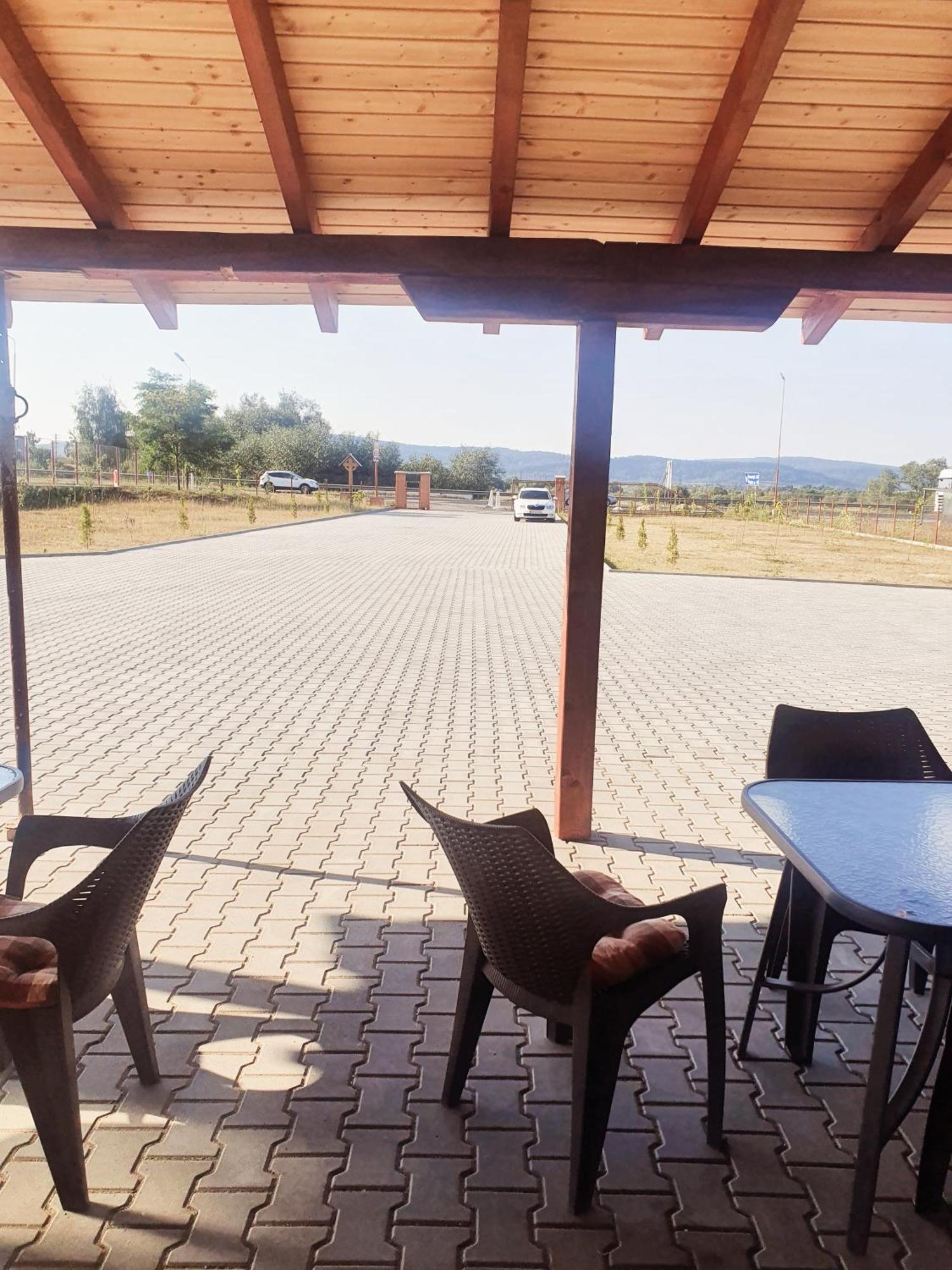 Apartmán Vila Karina Carta  Exteriér fotografie