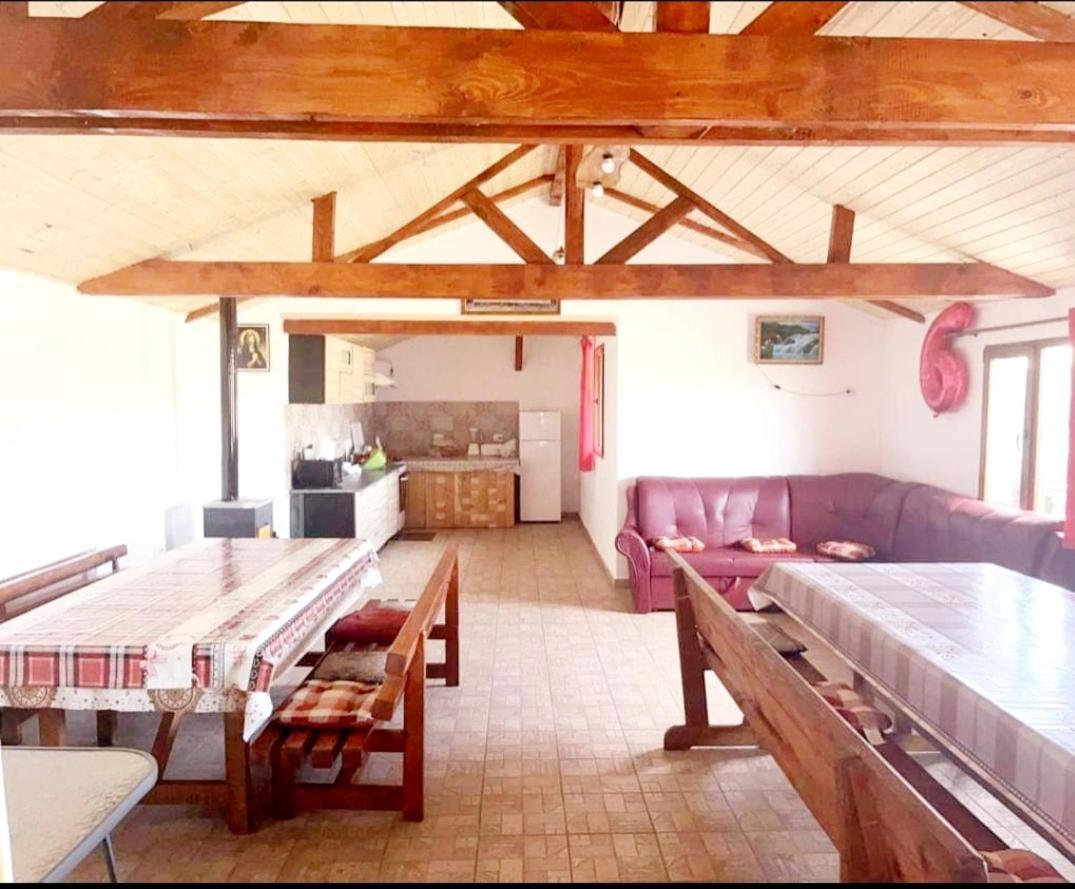 Apartmán Vila Karina Carta  Exteriér fotografie